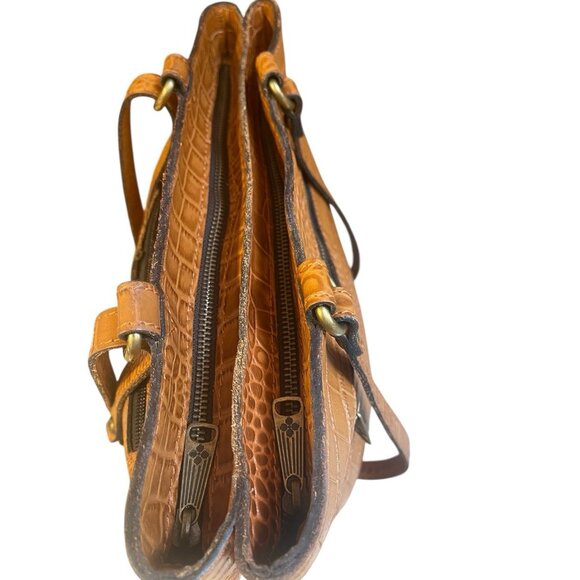 Patricia Nash Albi Brown Leather Croc-Embossed Convertible Tote/Backpack Bag - Picture 5 of 12